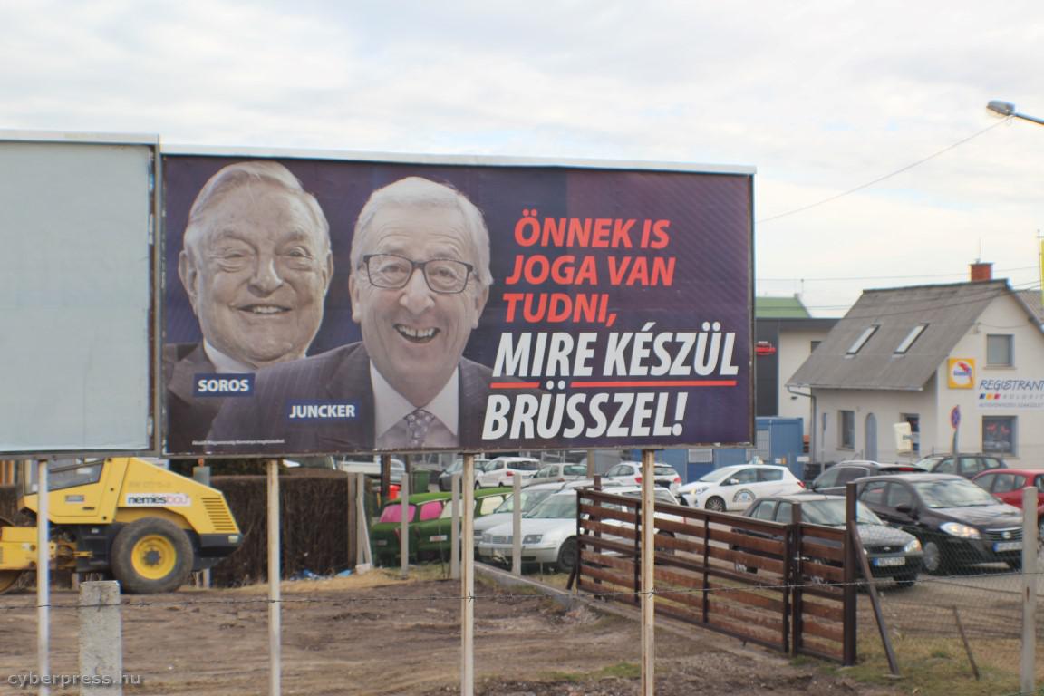 KÃ©ptalÃ¡lat a kÃ¶vetkezÅre: âsoros juncker plakÃ¡t brÃ¼sszelbenâ